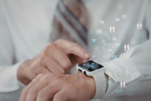 Streaming vs Downloaded Music on Smartwatches: Pros and Cons